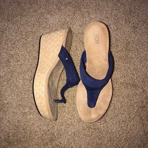 UGG platform flip flop